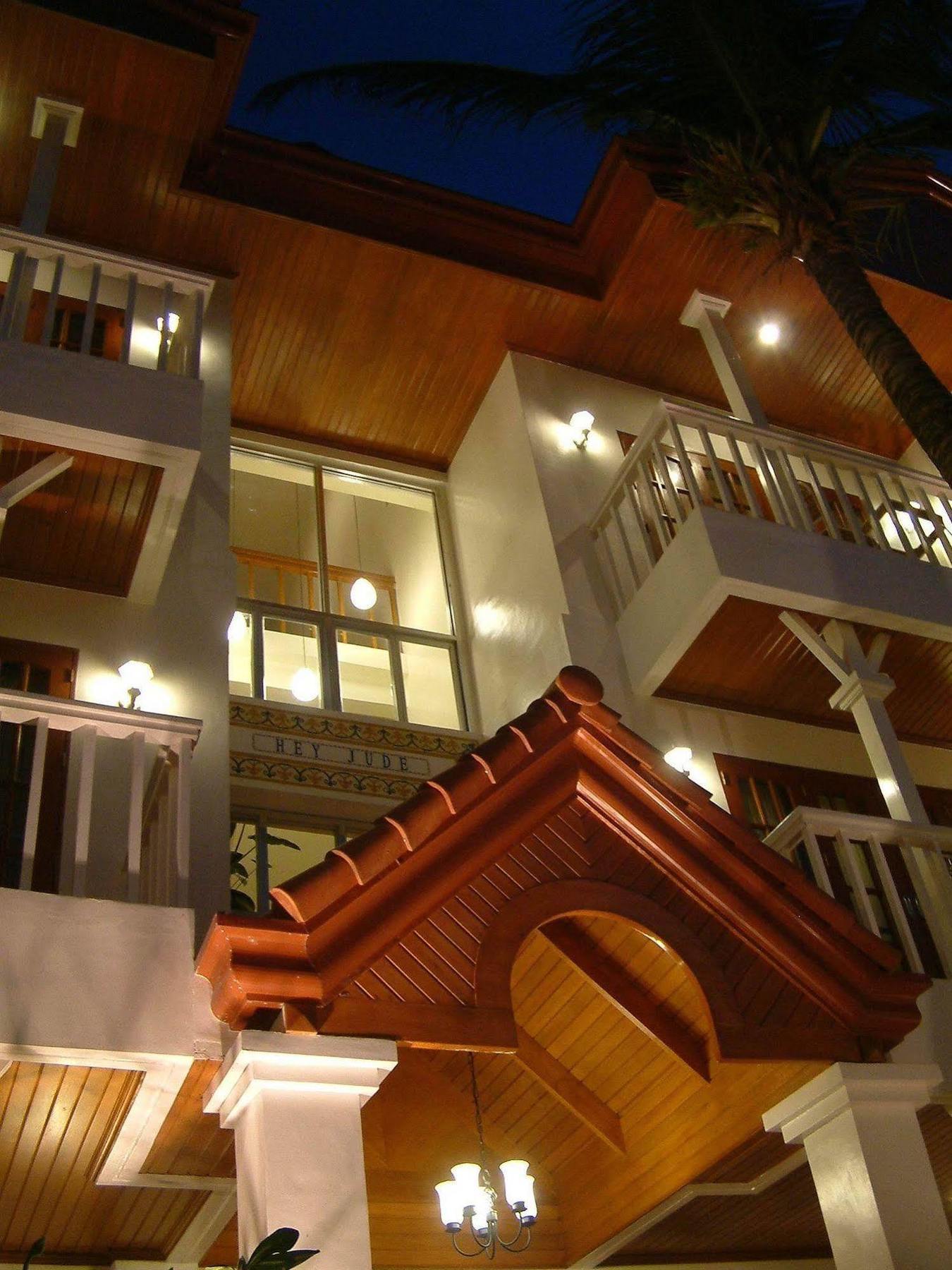 Hey Jude Resort Hotel Balabag  Exterior photo